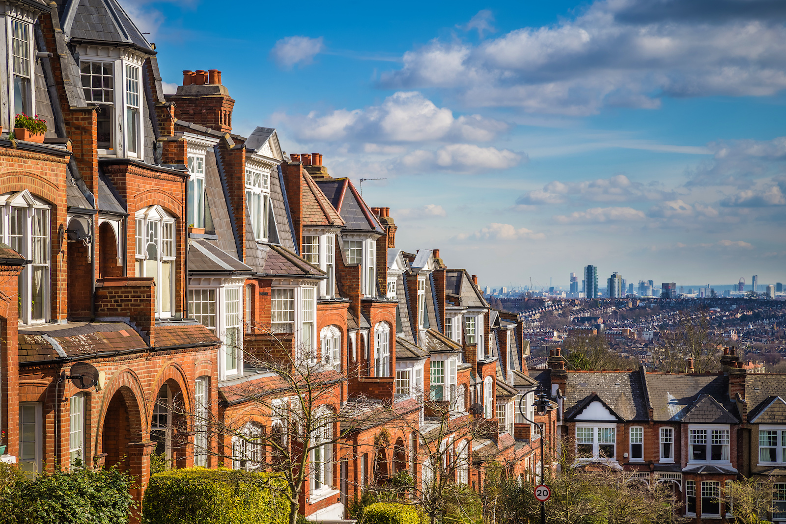 What Is the Difference Between Leasehold and Freehold?