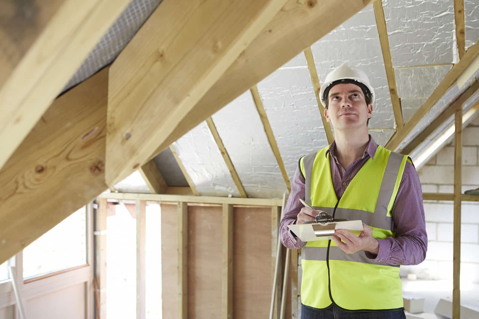 Home Survey Versus Snagging List: Which Is Best for a New Build? 1 new home snag or survey
